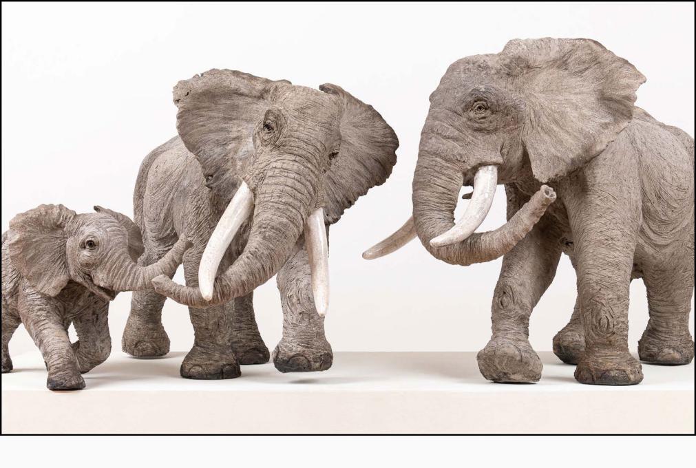 Eléphante « La Matriarche » - céramique Raku - 68x46x34 cm