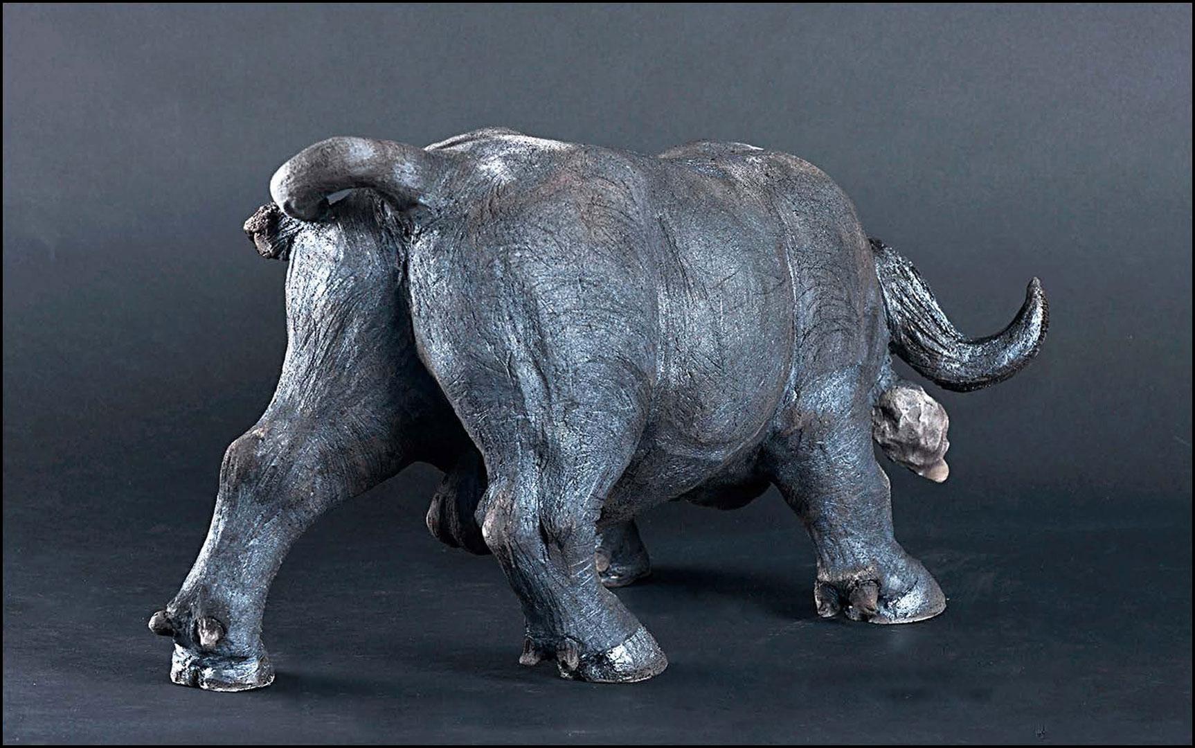 Buffle Caffer (de dos) - céramique Raku - 50x30x17 cm